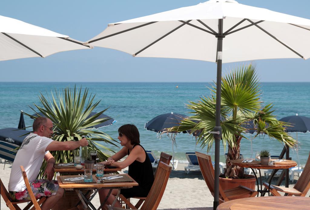 Hotel Pineto Biguglia  Ngoại thất bức ảnh