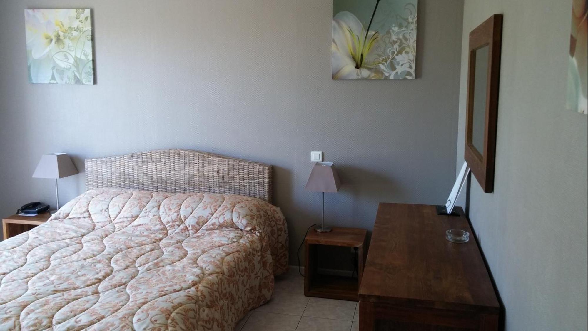 Hotel Pineto Biguglia  Phòng bức ảnh